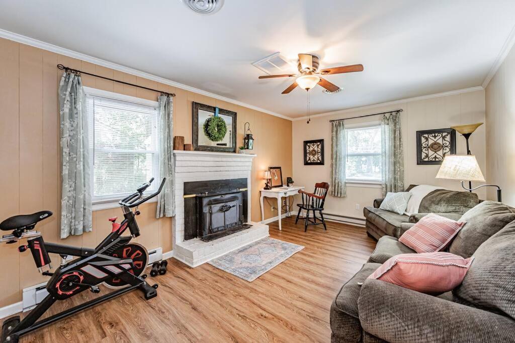 Kelly'S Comfortable Quinton Home Exteriér fotografie